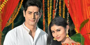Makin Serius, Mohit Raina Berikan Cincin Berlian ke Mouni Roy?