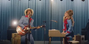 Makna Lagu 'Die With A Smile' Lady Gaga dan Bruno Mars, Pesan Menyentuh untuk Menghargai Cinta & Kehidupan