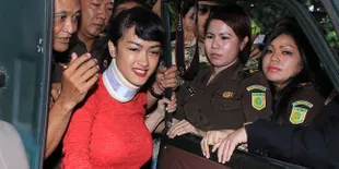 Malam Pertama di Penjara, Julia Perez Tak Bisa Tidur