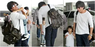 Malu Lihat Paparazzi, AbRam Khan Sembunyi di Balik Tubuh SRK