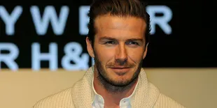 Malunya! Fans Pergoki Beckham Cuma Pakai Celana Dalam