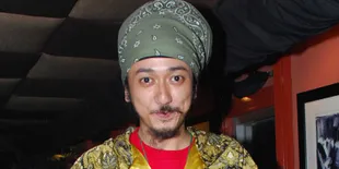 Manajemen Kafe Akui Tak Mampu Atasi Massa di Launching Buku Ras Muhamad