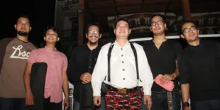 Manggung Malam Tahun Baru, Ki Kusumo Ramal 2016 Banyak Kejutan