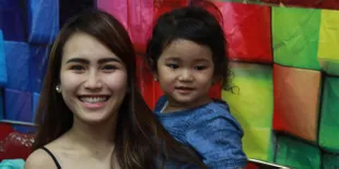 Manis! Bilqis Khumairah Beri Semangat Untuk Ayu Ting Ting