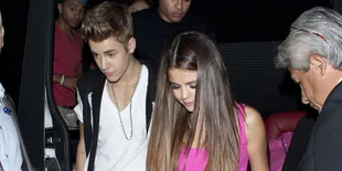 Manis! Intip Momen Lawas Saat Justin Bieber &#38; Selena Gomez Mesra