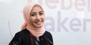Manisnya, Laudya Cynthia Bella Suapi Aleesya Dengan Tangan