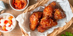 Manjakan Lidah dengan Korean Chicken yang Populer di Surabaya, Cocok Temani Maraton Drakor di Akhir Pekan