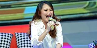 Mantan Kekasih Enji Dukung Ayu Ting Ting Cerai