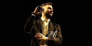 Mantul, Tampil di Prambanan Jazz Festival 2019 Calum Scott Bawa Bendera Indonesia