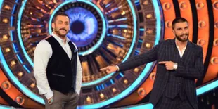 Marah, Salman Khan Ingin Pukul Kepala Ranveer Singh Pakai Kursi