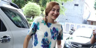Marcel Tak Hadiri Sidang, Dewi Rezer: Saya Udah Dandan Cantik Nih