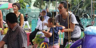 Marcella Zalianty Liburan di Malang