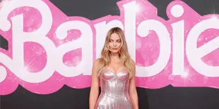 Margot Robbie Akan Produseri Film Live Action Adaptasi dari Game The Sims!