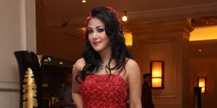 Maria Eva Angkat Bicara Soal Nikah Siri Dengan Pejabat Sulsel