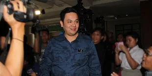 Masa Lalu Regina Bersama Sammy Simorangkir Terungkap!