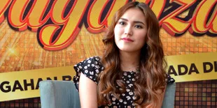 Masih Berbau India, Ini Yang Bikin Ayu Ting Ting Mewek Bukan Main