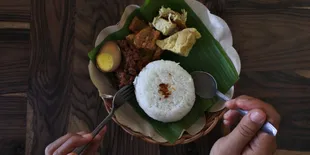Media Jerman ke Indonesia: Makan Gudeg di Yogyakarta Hingga Wisata ke Monas