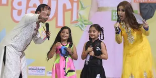 Meet and Greet, 'Kaali dan Gauri' Cerita Beli Congklak & Bakiak