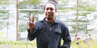 Melihat Indah Permatasari Bermesraan Dengan Aktor Pria, Arie Kriting Akui Sering Cemburu
