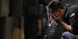 Memahami Perbedaan Najis dan Hadas, Panduan Lengkap Jenis dan Cara Mensucikannya