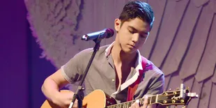 Para Member Cantik JKT48 Antusias Foto Bareng Al Ghazali