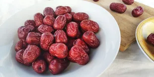 Menelusuri Hukum dan Anjuran Berbuka Puasa dengan Kurma, Sunah atau Wajib? Temukan Jawabannya di Sini!
