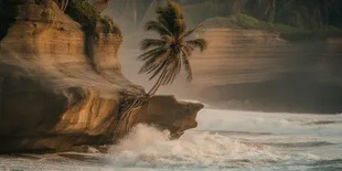 Mengenal Arti Abrasi: Pengikisan Pantai yang Mengancam Garis Pesisir Indonesia