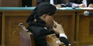 Mengintip Penampilan Terbaru Ahmad Dhani di Dalam Tahanan