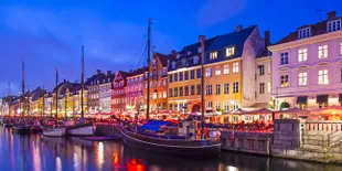 Merajut Kenangan Cinta di Copenhagen