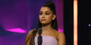 Merasa Bersalah, Ariana Grande Khawatirkan Kondisi Pete Davidson
