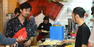 Merasa Beruntung, Chicco Jerikho Selalu Dimasakkan Makanan Oleh Putri Marino