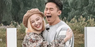 Merasa Happy Dipeluk Nancy MOMOLAND, Rafael Tan: Mimpi Apa Coba