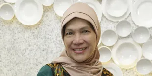 Meski Berkerudung, Dorce Gamalama Tak Masalah Dipanggil Bapak atau Om