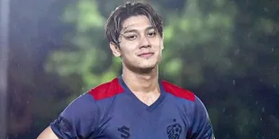 Meski Jadwal Super Padat, Ini Alasan Rizky Billar Tetap Sempatkan Olahraga Sepak Bola Bareng Teman-Temannya