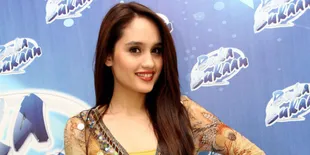 Meski Sulit, Cinta Laura Tak Gentar Jadi Artis Hollywood