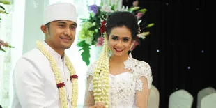 Mesra Penuh Cinta, Hengky - Sonya Fatmala Pamer Foto Honeymoon