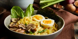 Mi Jepang Ternyata Banyak Jenisnya! Yuk Kenalan Sambil Intip Rahasia Lezatnya Ramen Yes