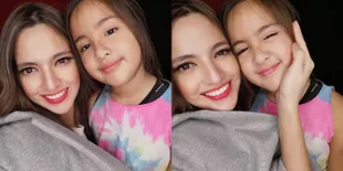 Mikhayla Sudah Beranjak ABG, Nia Ramadhani Malah Sedih Saat Belikan Baju