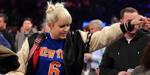 Miley Cyrus Dikabarkan Batal Menikah, Sang Ayah Buka Suara