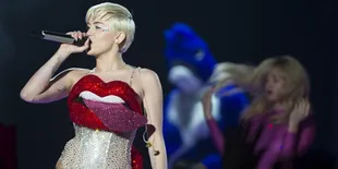 Miley Cyrus Buktikan Dirinya Sudah Kembali Jadi Malaikat