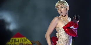 Miley Cyrus Minta Haters Jangan Ganggu Justin Bieber