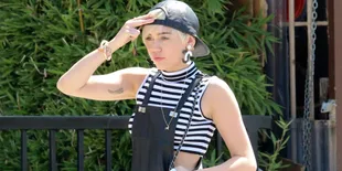 Miley Cyrus 'Nongkrong' Setiap Hari di Studio, Ngapain Aja?