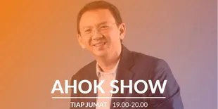 Millennial Banget, Ternyata Ahok Jago Bottle Flip Challenge