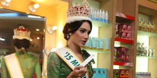 Miss Internasional 2015 Nikmati dan Suka Pijatan Orang Indonesia