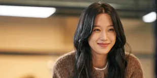 Mix and Match Cardigan ala Moon Ga Young dalam 'LINK: EAT, LOVE, KILL' yang Bikin Gaya Naik Level