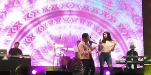 Mocca X Payung Teduh &#38; Sony Music Project, Bumbu We The Fest 2017