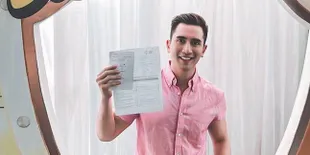 Momen Detik-detik Verrell Bramasta Terima Vaksin Covid-19