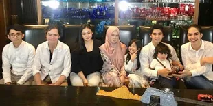 Momen Langka Al, El dan Dul Ngumpul Bareng Anak-Anak Mulan Jameela