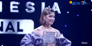 Momen Seru The Icon Indonesia - Top 4 Final: Hadirkan Kolaborasi Apik dengan Musisi Kondang