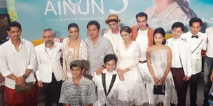 Momen Spesial, Jefri Nichol Hadiri Gala Premiere 'HABIBIE &#38; AINUN 3'